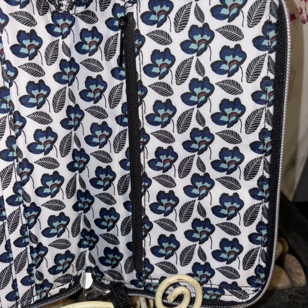 Vera Bradley “On the Go” Wristlet in Bedford Plaid - Picture 6 of 8